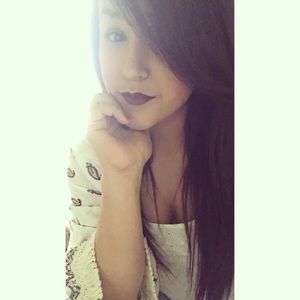 Meet your Posher, Alejandra